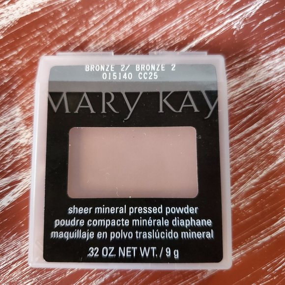 Bronze 2 - Sheer Mineral Pressed Powder - Mary Kay - Discontinued - Picture 3 of 5